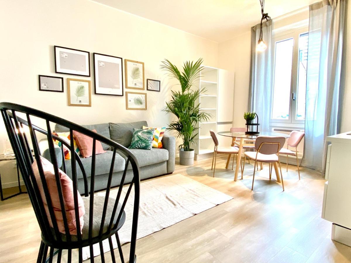 Fara Cinque Small Apartment Milano Exteriör bild